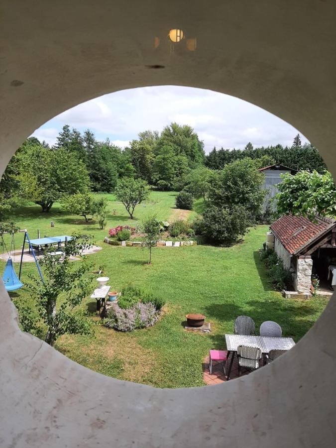 Bed and Breakfast Le Moulin Bleu Seigy Exterior foto